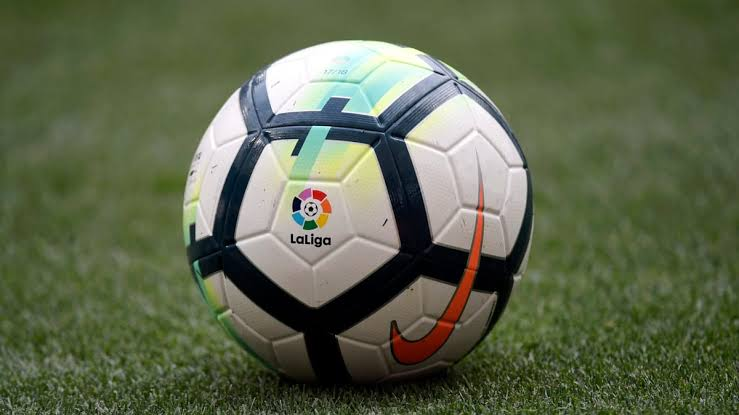 Deconstructing the Disconnect Between Public Prestige and Against-the-Spread Profitability in 2011/2012 La Liga